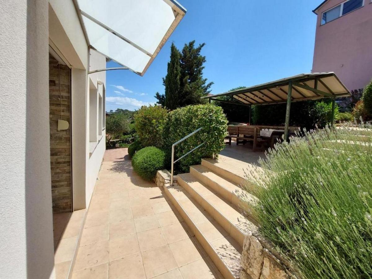 Apartments Joni Cikat Mali Lošinj Quarto foto